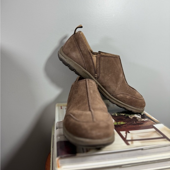 Women’s Duluth Trading Co Size 9 Brown Suede Loafers - Picture 9 of 15